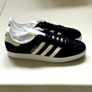 Adidas gazelle black with white new in original box